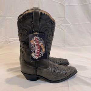 Rockin Country Collection Cowboy Boots. Size 7.